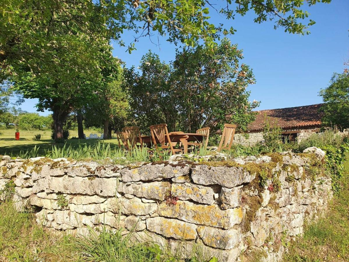 ホテル La Quintarde Flaujac-Poujols エクステリア 写真